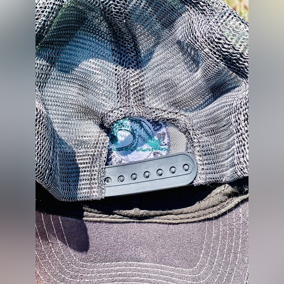 ⭐️Like New! 🧢 🌊Purchased from Crescent City, California Gift Shop! - Picture 3 of 7